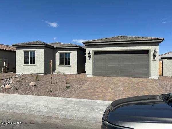 18110 W SILVERWOOD Drive, Goodyear, AZ 85338