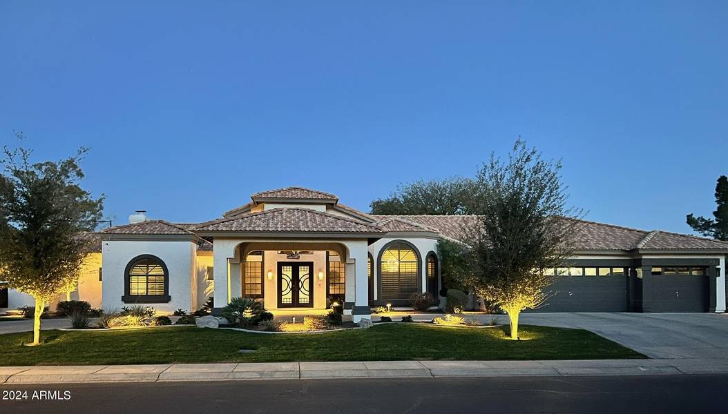 11945 N 83RD Place, Scottsdale, AZ 85260