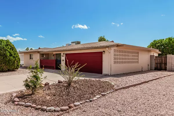 6305 E ADOBE Road, Mesa, AZ 85205