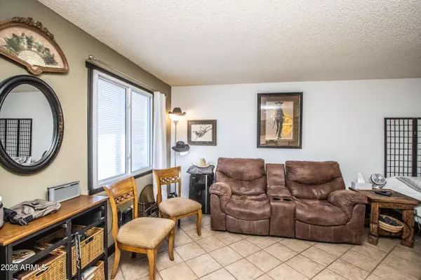 Scottsdale, AZ 85257,8155 E ROOSEVELT Street #231
