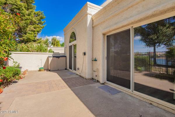 Phoenix, AZ 85029,2714 W DESERT COVE Avenue