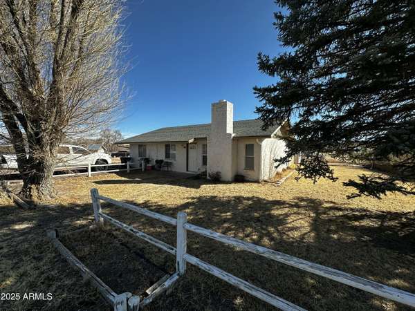 442 S SCHUSTER Drive, Springerville, AZ 85938