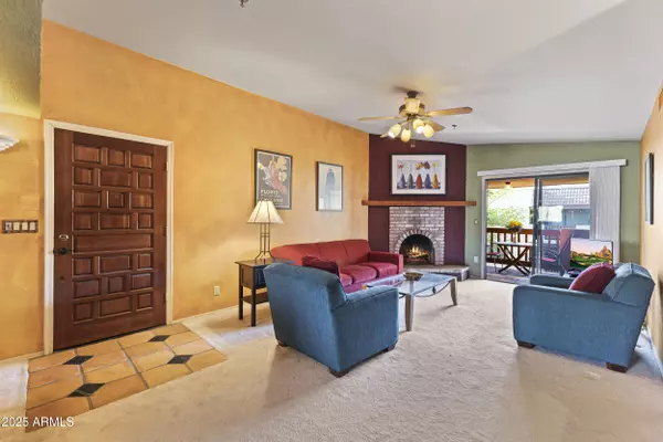 Scottsdale, AZ 85251,3031 N CIVIC CENTER Plaza #339