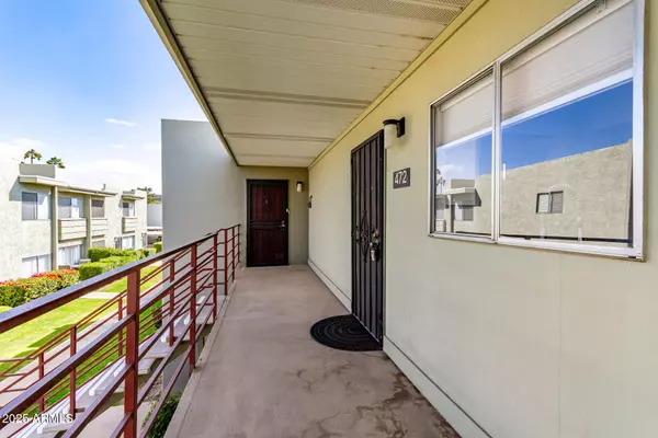 Scottsdale, AZ 85251,4610 N 68TH Street #472