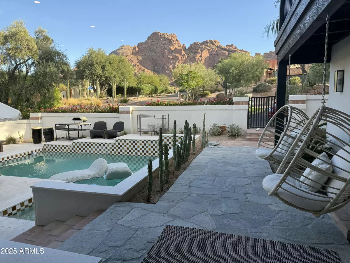 Paradise Valley, AZ 85253,4814 E MARSTON Drive