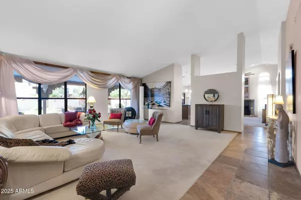 Scottsdale, AZ 85254,5421 E MICHELLE Drive