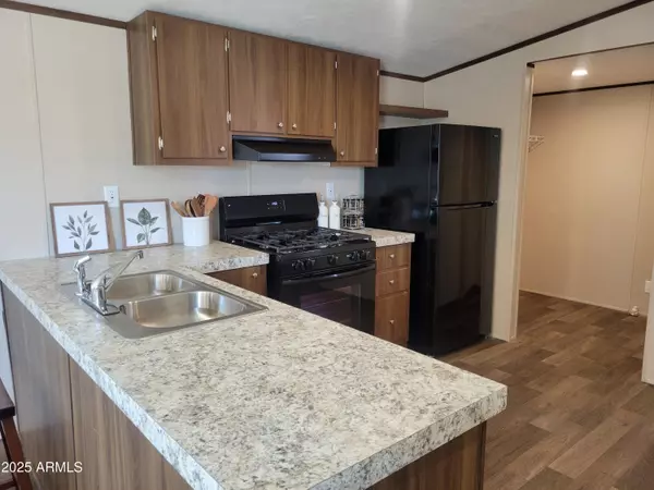 Tucson, AZ 85705,5000 N La Cholla Boulevard #47