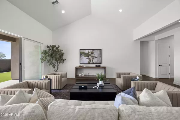 Cave Creek, AZ 85331,4211 E DESERT VISTA Trail