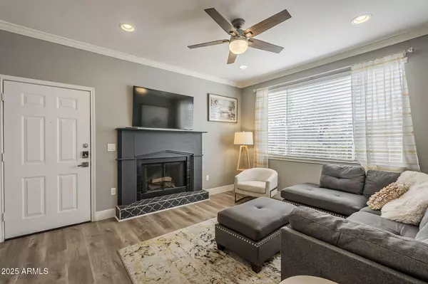 Scottsdale, AZ 85254,7009 E ACOMA Drive #1044