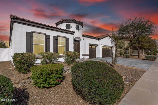 4102 E Crescent Way, Chandler, AZ 85249