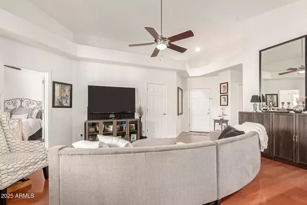 Phoenix, AZ 85042,3252 E FREMONT Road