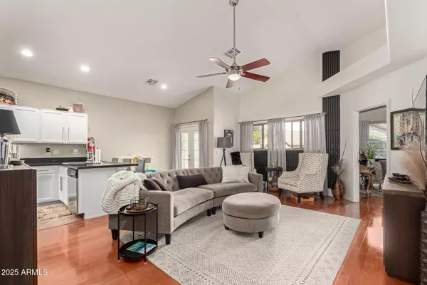 Phoenix, AZ 85042,3252 E FREMONT Road