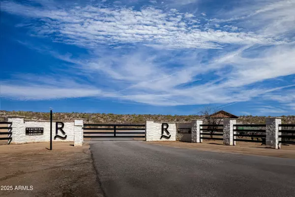 1 Rancho Rio Trail #SE1C, Wickenburg, AZ 85390