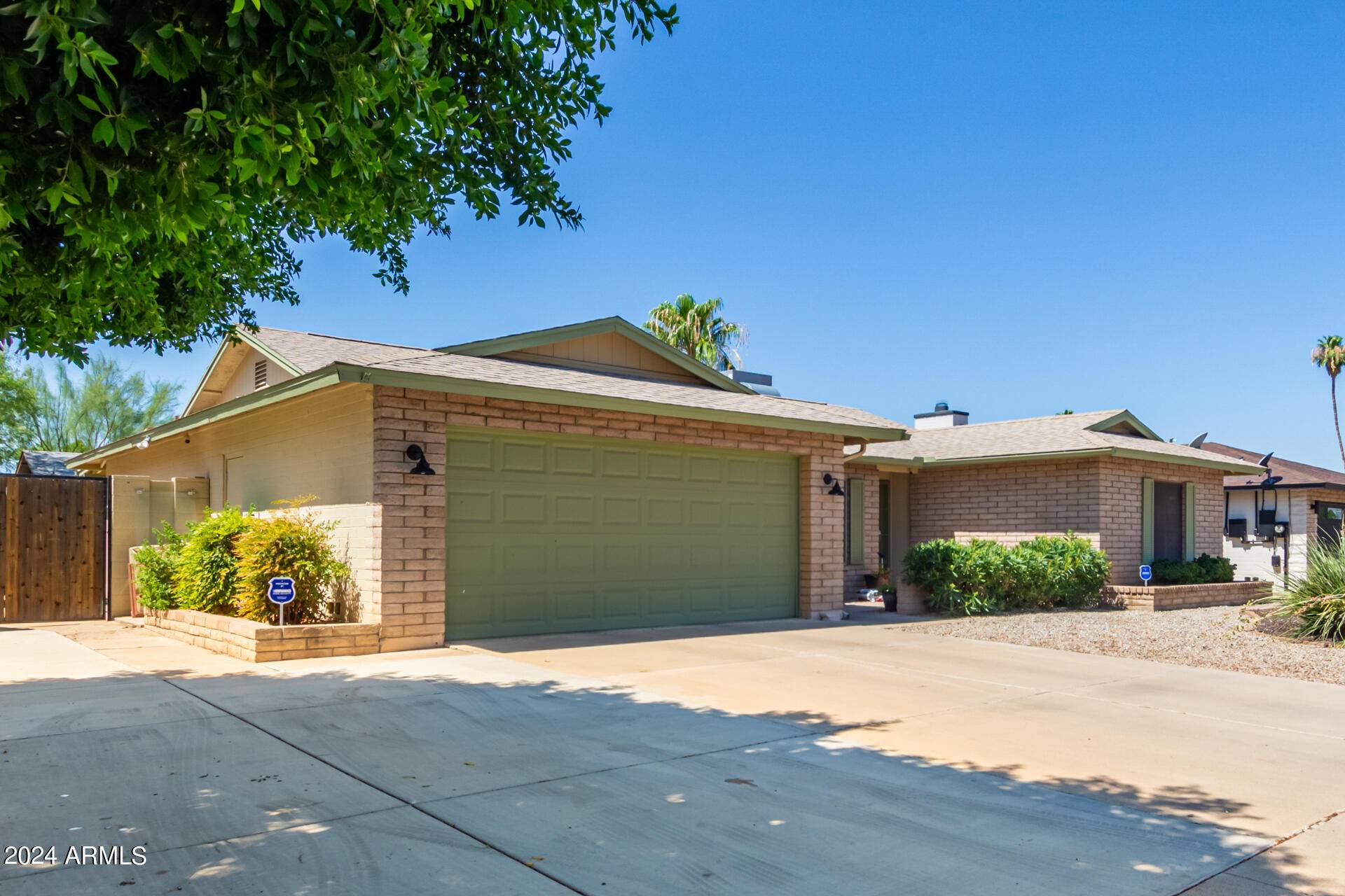 4855 W TURQUOISE Avenue, Glendale, AZ 85302