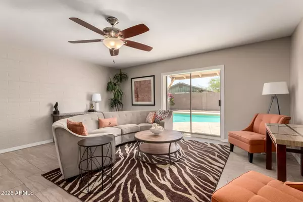 2223 W 8TH Avenue, Mesa, AZ 85202
