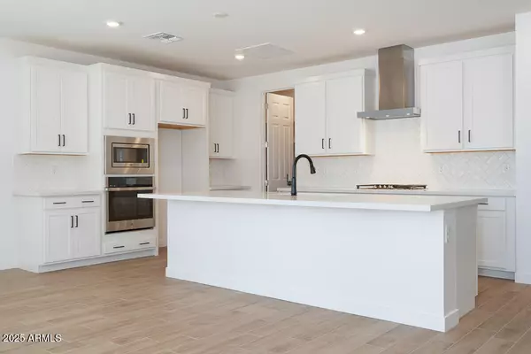 San Tan Valley, AZ 85140,40113 N Alameda Drive