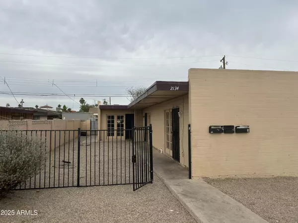 Phoenix, AZ 85015,2140 W HEATHERBRAE Drive