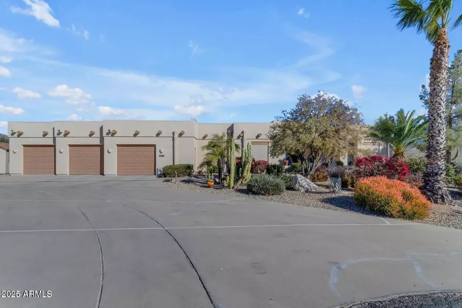 937 N SHERWOOD Way, Queen Valley, AZ 85118