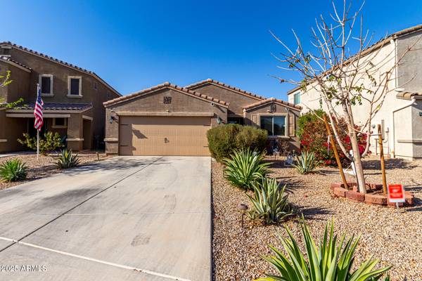 13070 E DESERT LILY Lane, Florence, AZ 85132