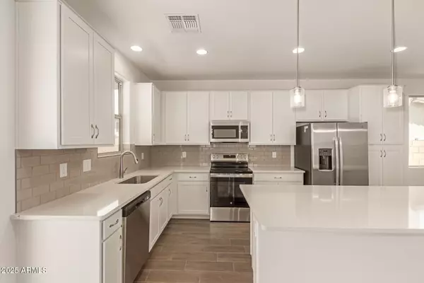 Youngtown, AZ 85363,11623 W GREEN Drive