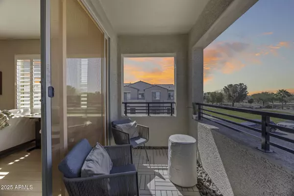 Gilbert, AZ 85297,734 E DORAL Avenue #202
