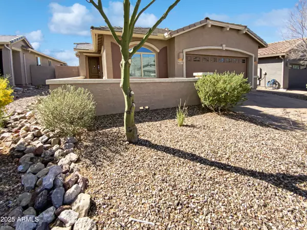 4127 W ACORN VALLEY Trail, New River, AZ 85087