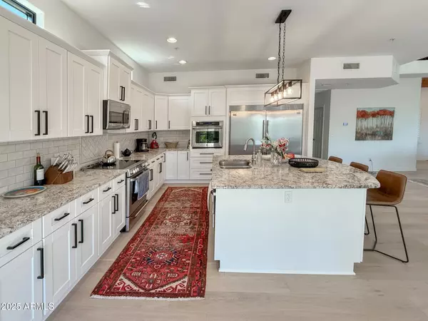 Scottsdale, AZ 85251,3811 N 64TH Street