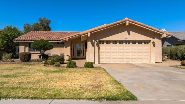 1198 LEISURE WORLD --, Mesa, AZ 85206