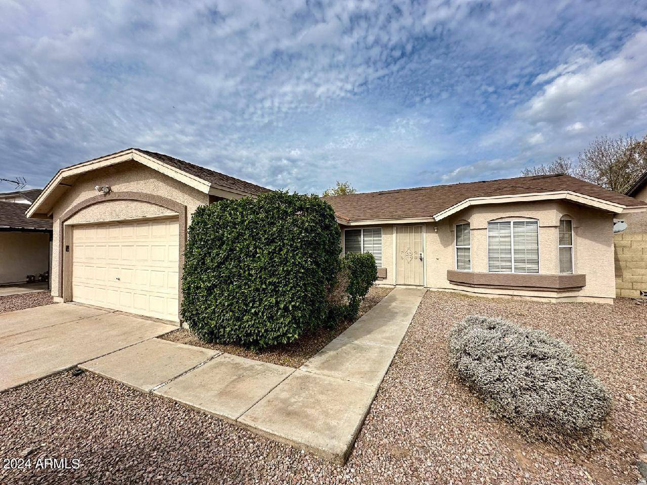 8056 W GEORGIA Avenue, Glendale, AZ 85303