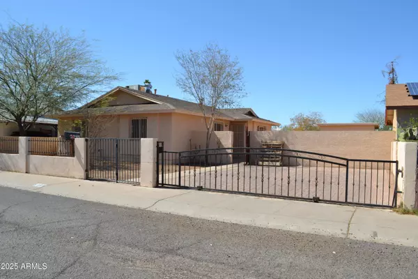 5244 S 48TH Street S, Phoenix, AZ 85040