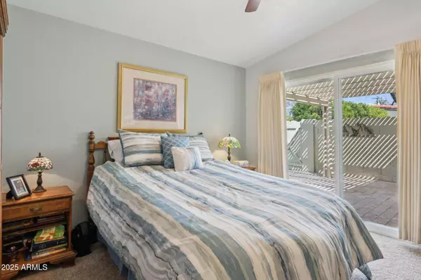 Phoenix, AZ 85016,2910 E Avenida Olivos --