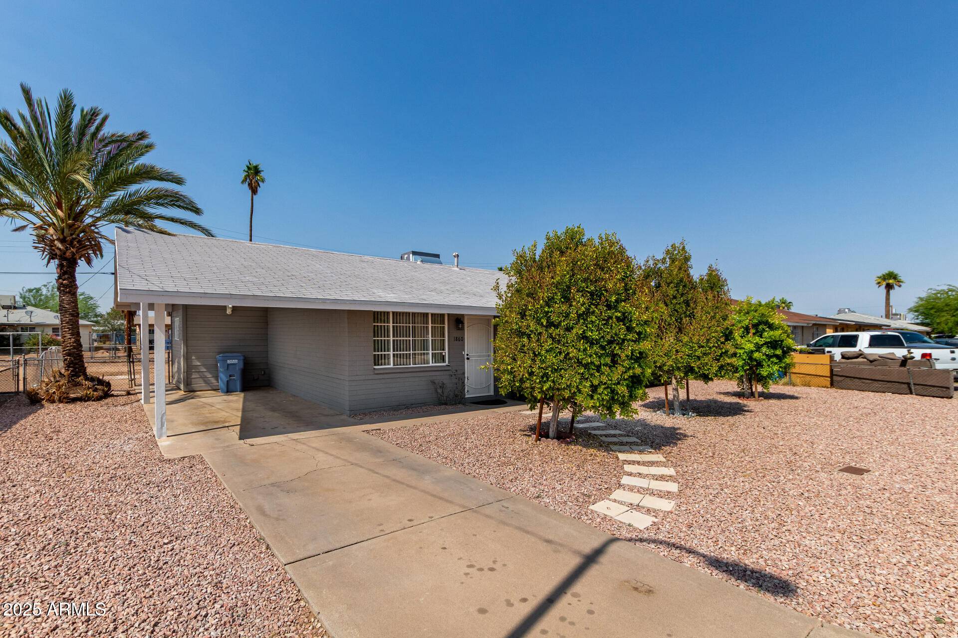 Phoenix, AZ 85040,1860 E ATLANTA Avenue