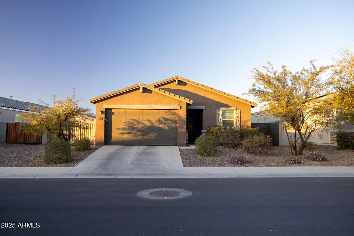 San Tan Valley, AZ 85140,3982 E SIDESADDLE Road