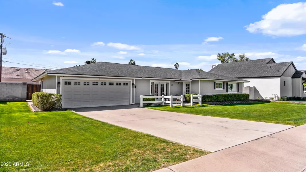 4239 E MITCHELL Drive, Phoenix, AZ 85018