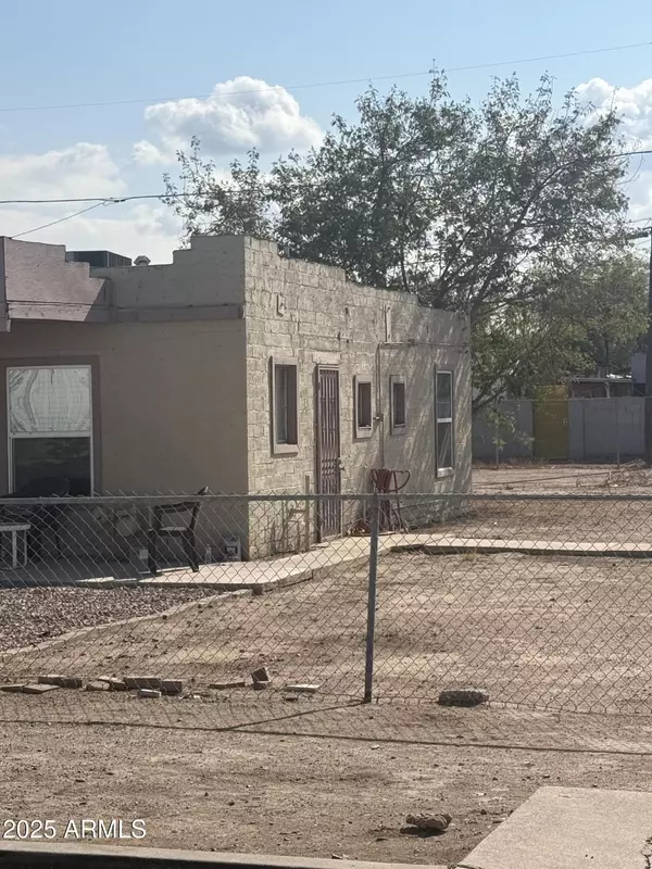 Phoenix, AZ 85009,2315 W HADLEY Street