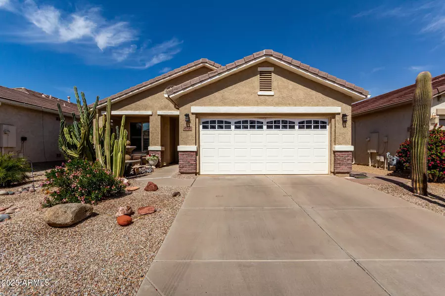 202 W TWIN PEAKS Parkway, San Tan Valley, AZ 85143
