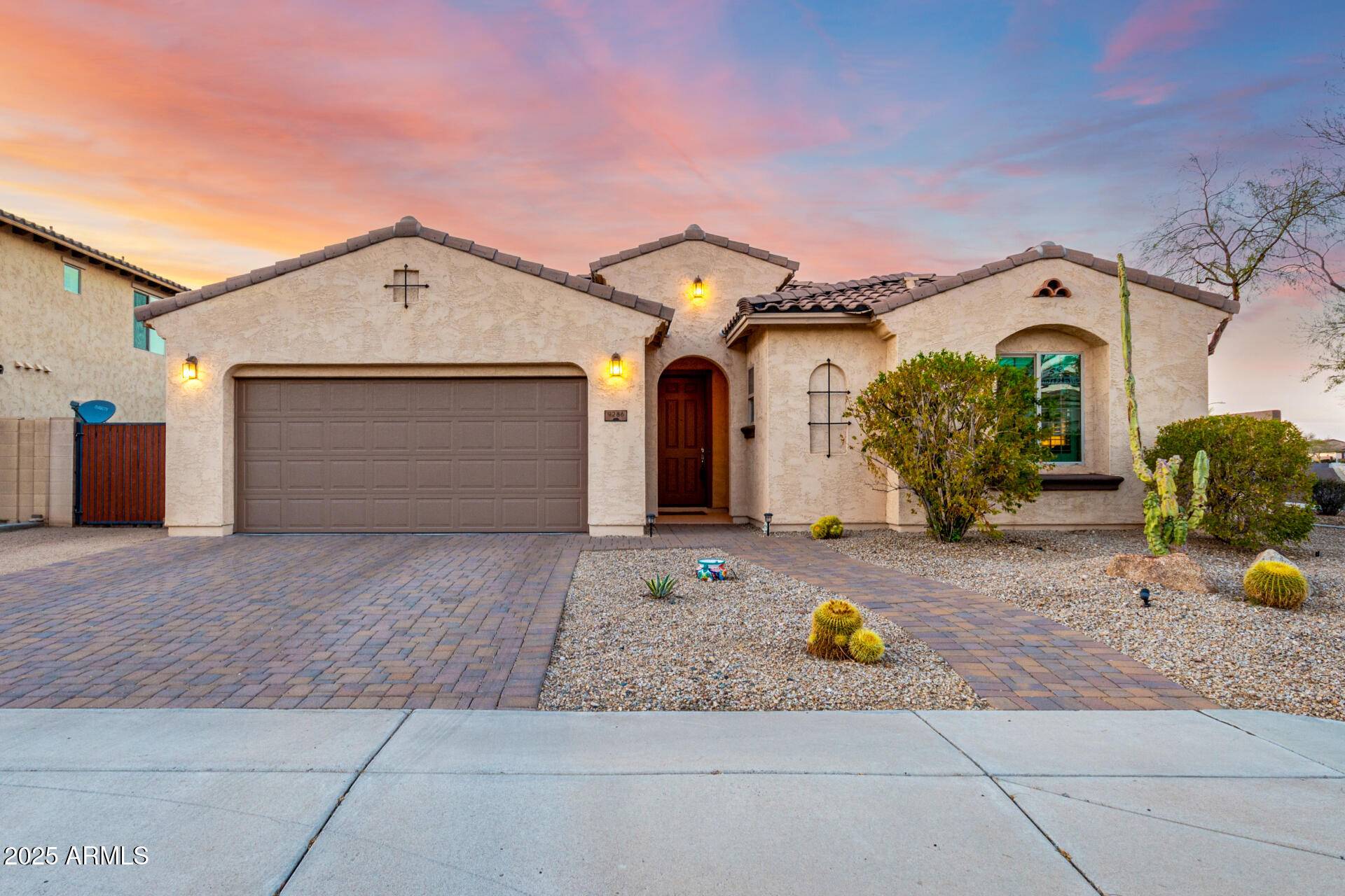 9286 W BUCKHORN Trail, Peoria, AZ 85383