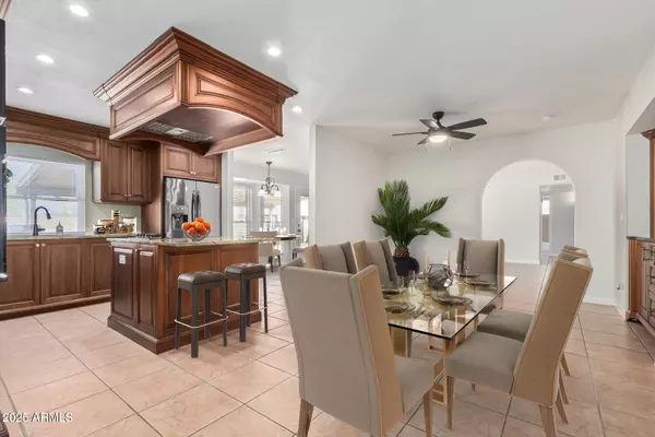 1614 W BEAUBIEN Drive, Phoenix, AZ 85027