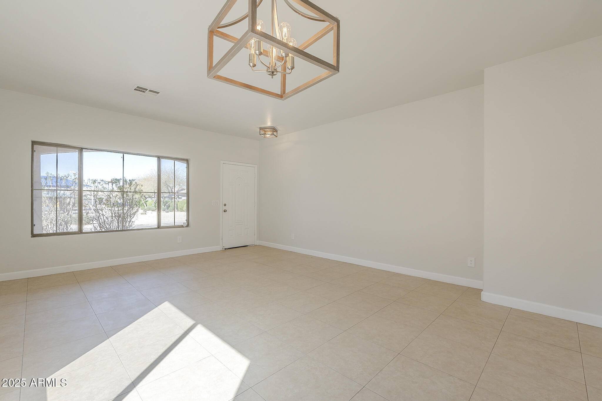 Tolleson, AZ 85353,9939 W Southgate Avenue