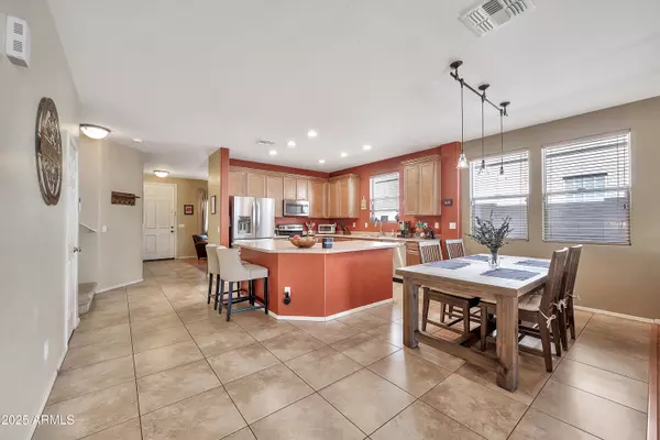 Phoenix, AZ 85041,6523 S 34TH Drive