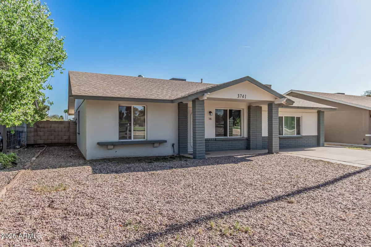 Phoenix, AZ 85029,3741 W POINSETTIA Drive