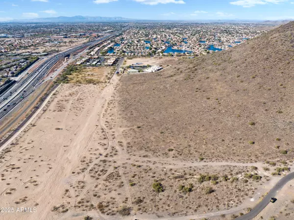 Glendale, AZ 85308,4810 W TONOPAH Drive #-