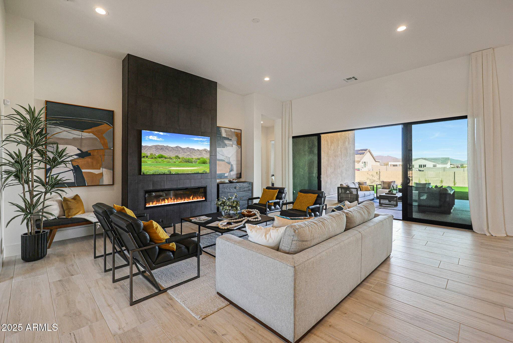 Phoenix, AZ 85085,670 E Woburn Lane