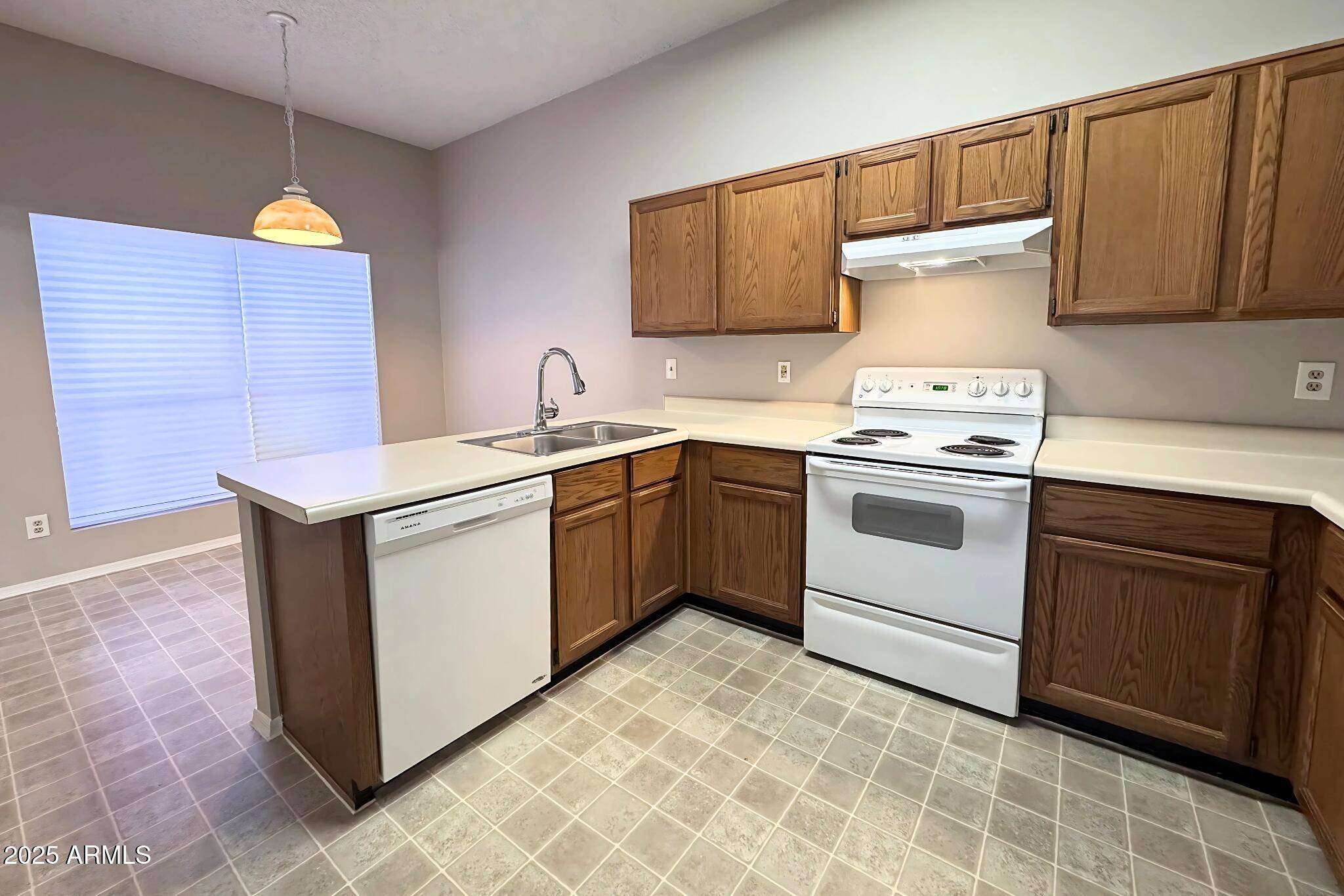 Phoenix, AZ 85044,4134 E AGAVE Road