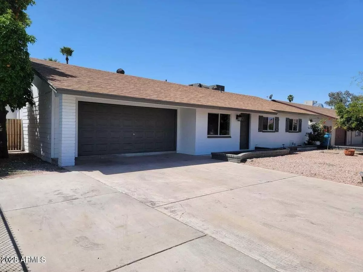 Phoenix, AZ 85051,4225 W ECHO Lane