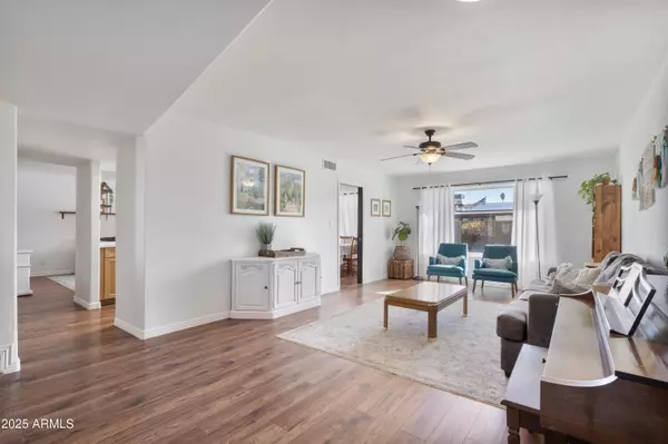 Phoenix, AZ 85053,14033 N 39TH Lane