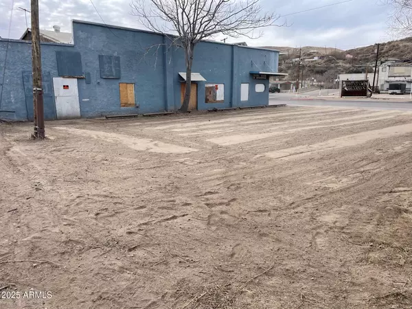 Miami, AZ 85539,627 W LIVE OAK Street