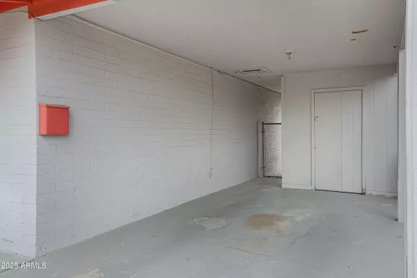 Tempe, AZ 85281,1324 W 15TH Street
