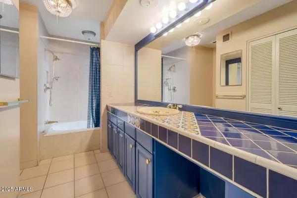 Phoenix, AZ 85016,3022 E WELDON Avenue