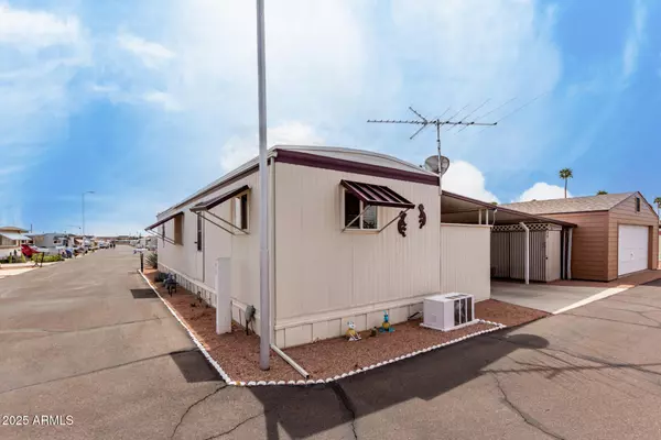 Apache Junction, AZ 85120,10712 E APACHE Trail #A21